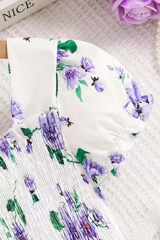 Floral Smocked Puff Sleeve Dress – Floral Print. - Image 4