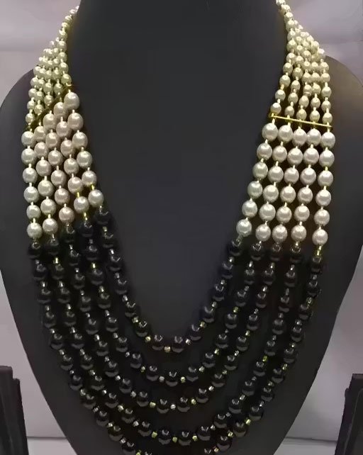 New Fancy best quality Layered necklace for women and girls